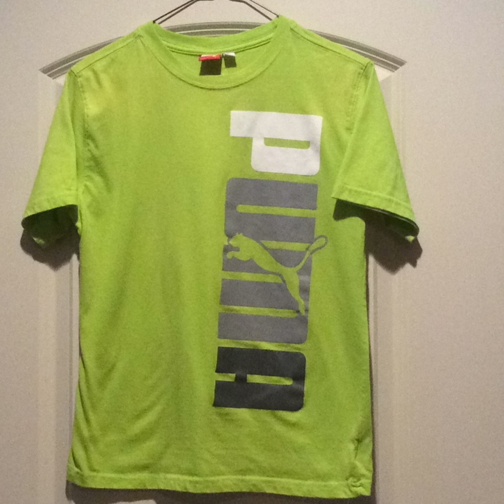 Boys Large Puma tee shirt